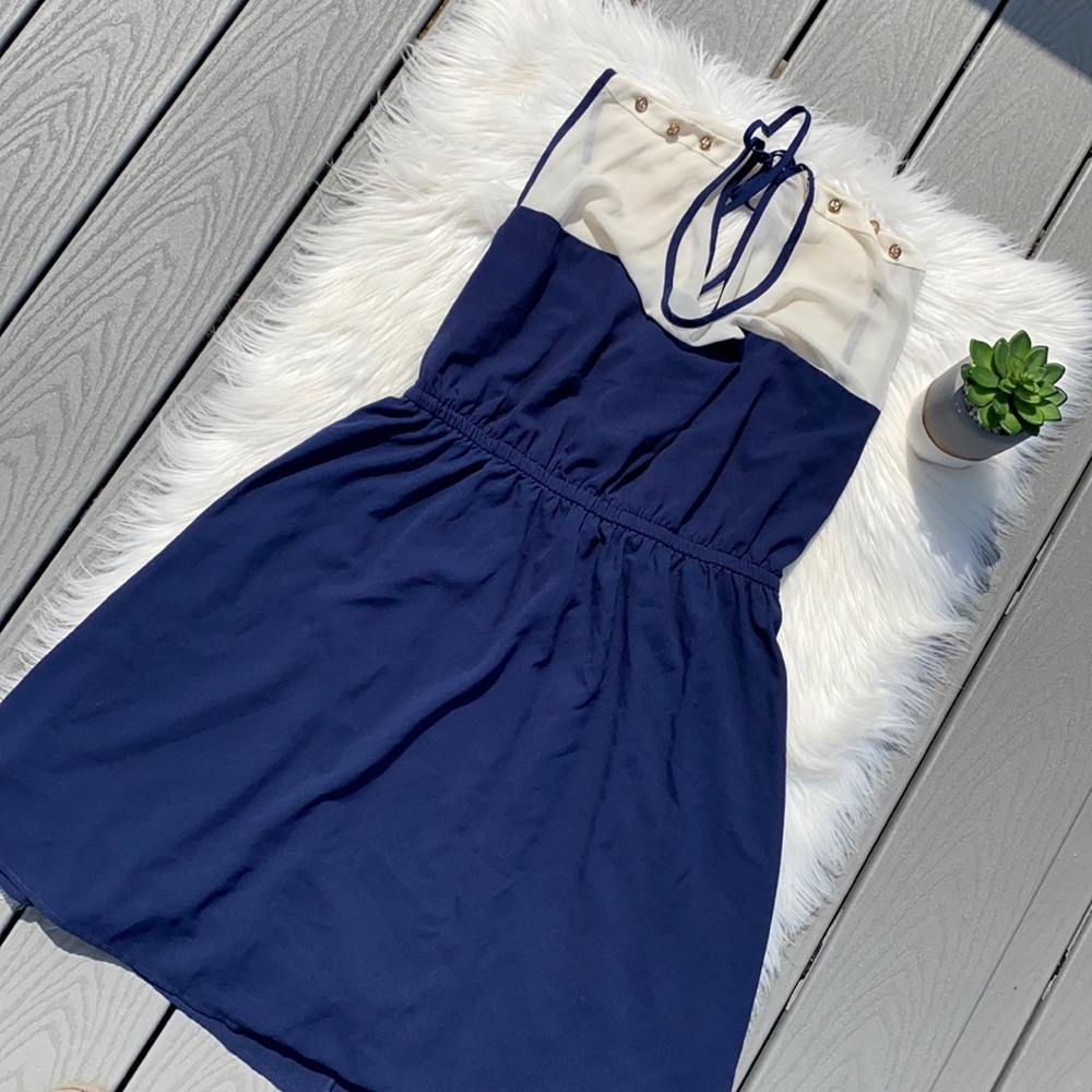 Forever 21 two tone elastic waist dress